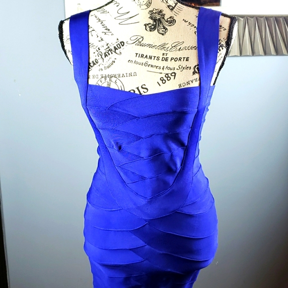 Akira Chicago - Picture 1 of 8